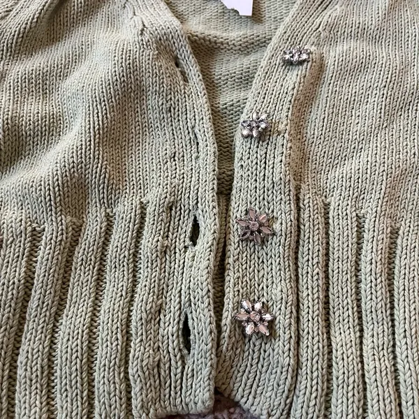 Green gem Button-Up Cardigan never worn - Image 3