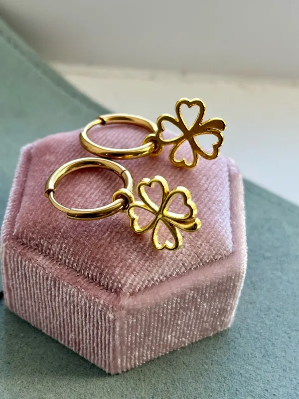 Anthropologie Tarnish resistant clover hoops - Image 4