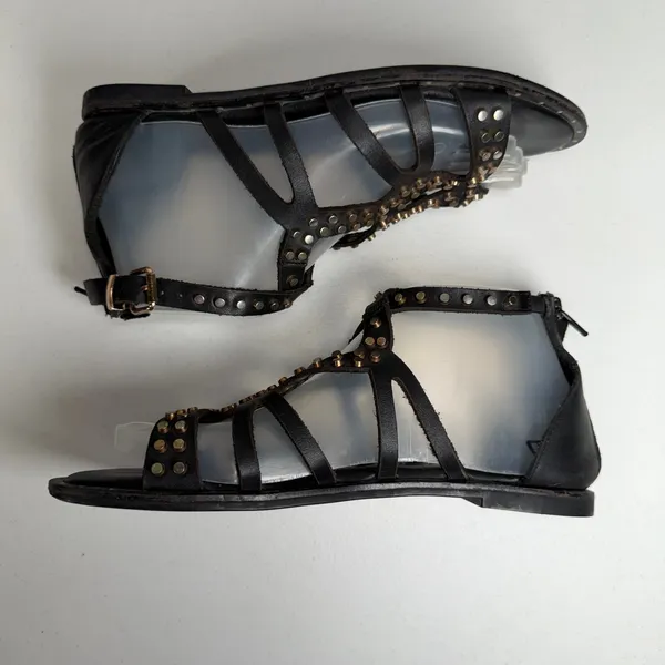 Free People 37 US 7 Gladiator Sandals Black Leather Studded Strappy Boho Flat - Image 3