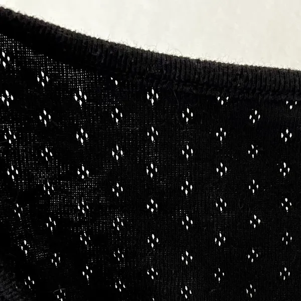 Old Navy Eyelet Black Short Sleeve Top - Image 7
