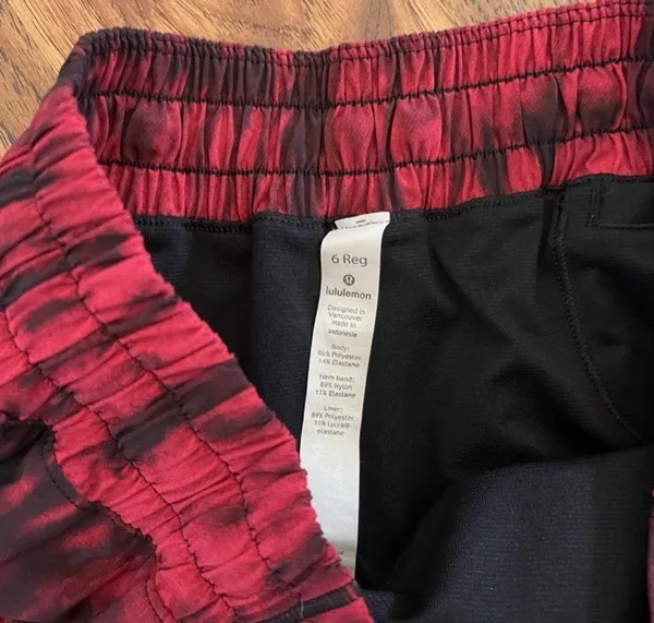Lululemon hottie, hot shorts - Image 4