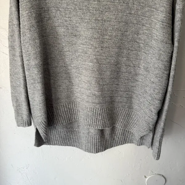 Old Navy Womens Sweater Gray‎ Cowl Neck Long Sleeve Knit Casual Pullover Small - Image 5