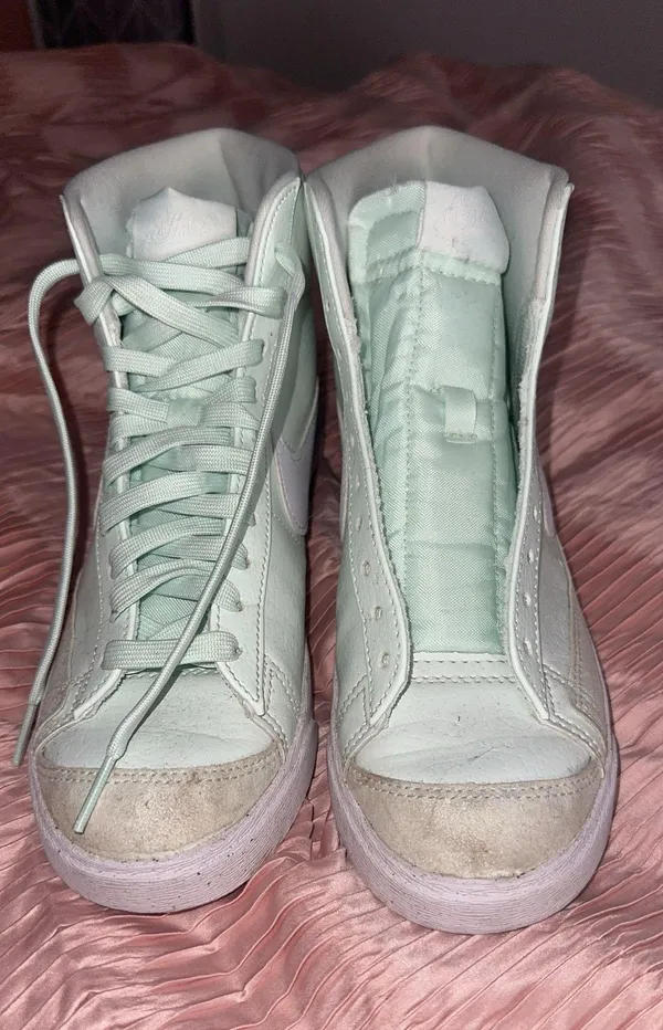 Nike Blazers - Image 2