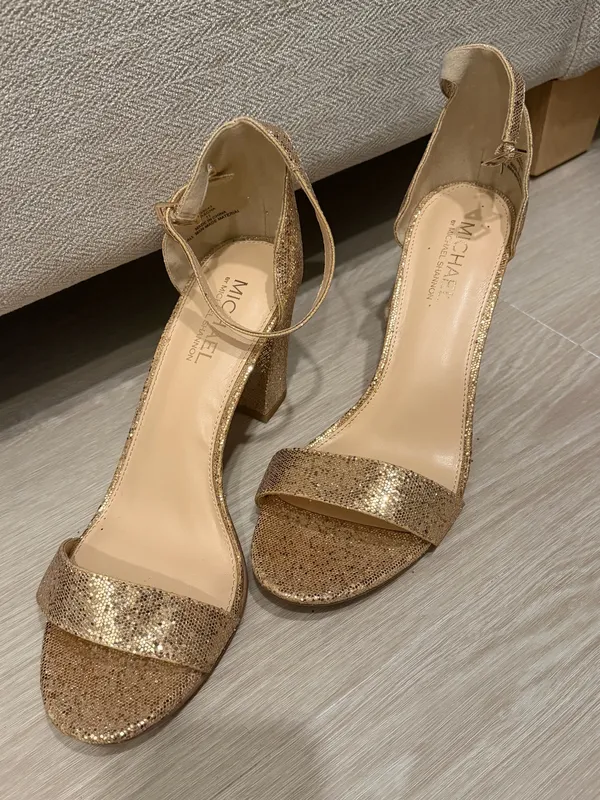 Michael by Michael Shannon Gold Glitter Block Heel Sandals | Size 11 - Image 2