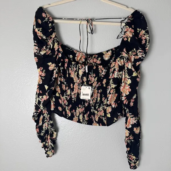 Free People Size-L/G Top Hilary‎ Printed Floral Cropped Black - Image 16
