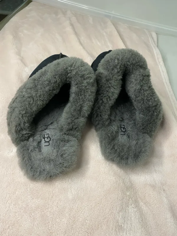UGG Scuffette II Suede Slippers in Black/Grey women size 7 - Image 2