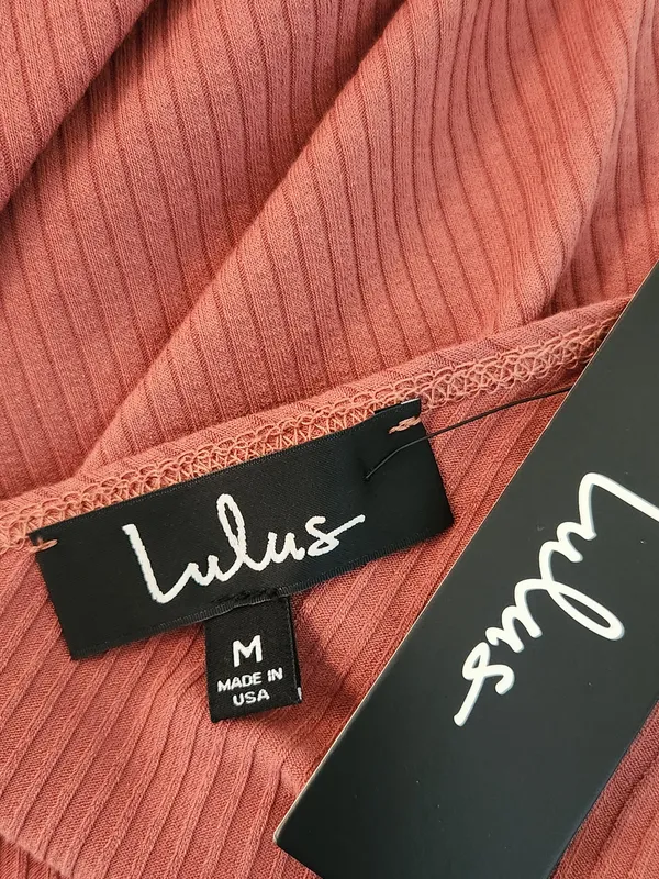 Lulus Rust Red Surplice Ribbed Knit Top Size Medium NWT - Image 8