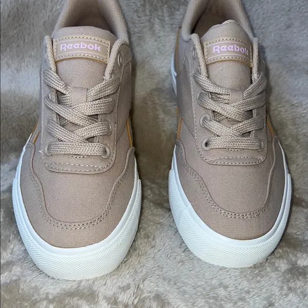Reebok Tan‎ Suede Sneakers Modern Minimalist Design - Image 3