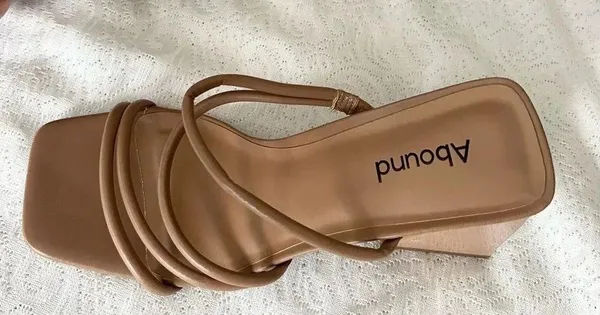 Abound Austyn Tubular Strappy Block Heeled Sandal Tan Mocha Size 9 NEW - Image 4