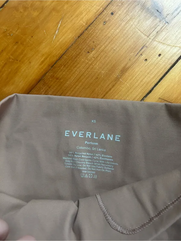 ☀️3/$25 Everlane The Perform Bike Short In Cocoa Xs - Image 4