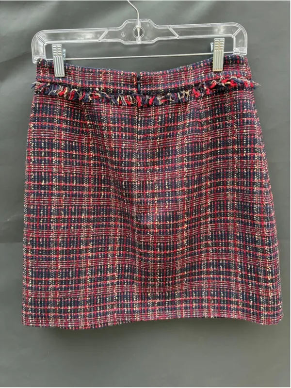 Court & Rowe Belle Noel Plaid Mini Skirt in red & blue tweed with brass buttons - Image 6