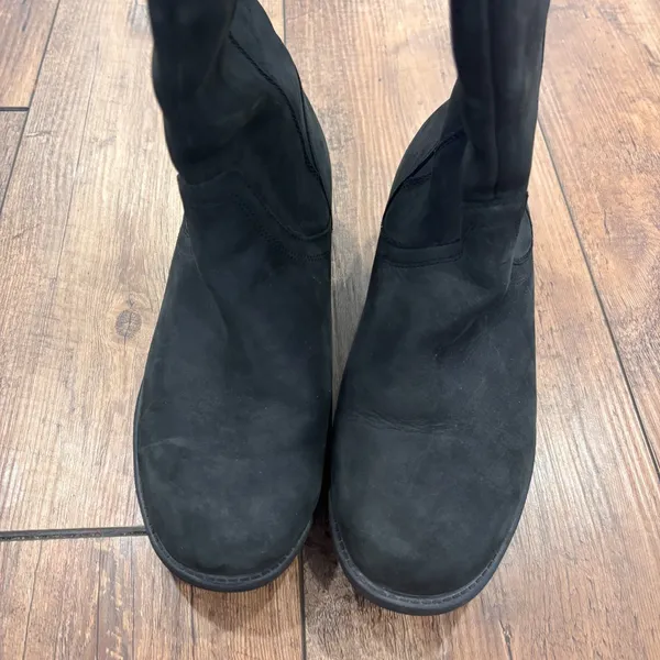 Ugg Seldon 1009201 Women's Tall Black Suede Zipper Riding Boots Size 7 - Image 4