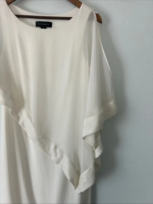 Scarlett Ivory One-Shoulder Sequin Chiffon Overlay Dress - Image 3