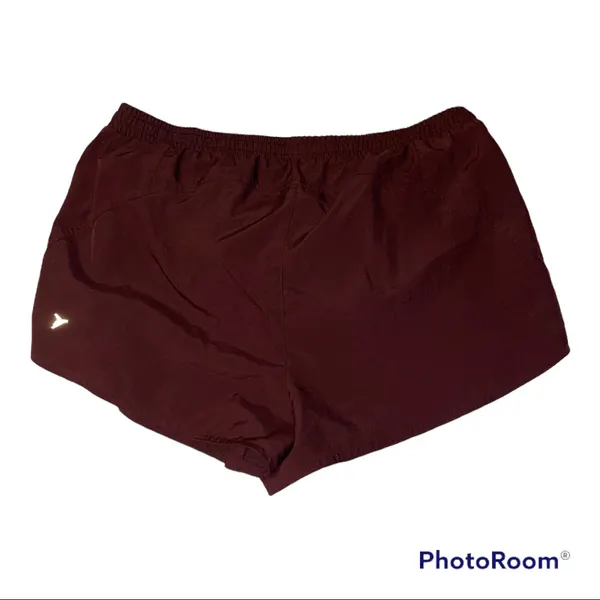 Old Navy Active Shorts - Image 3