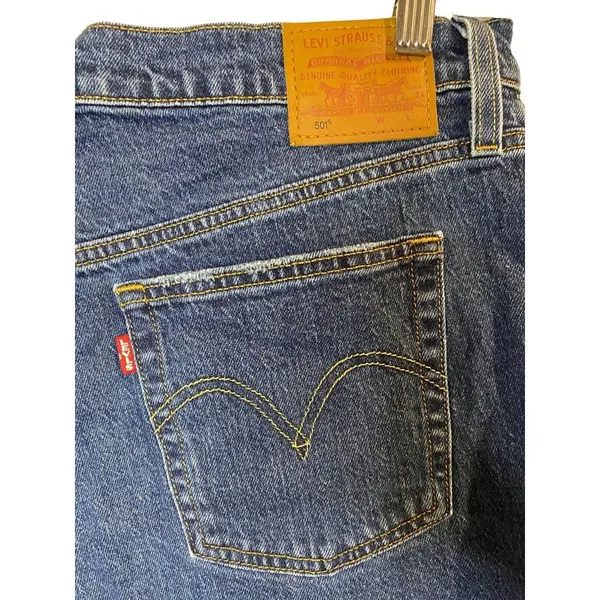Levi's 501 Big E Women's Button Fly High Rise Denim‎ Blue Jean Shorts Size 34 - Image 4