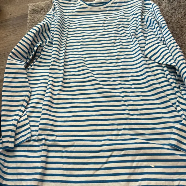 Daily Practice small blue‎ and white stripe cotton top - Image 6