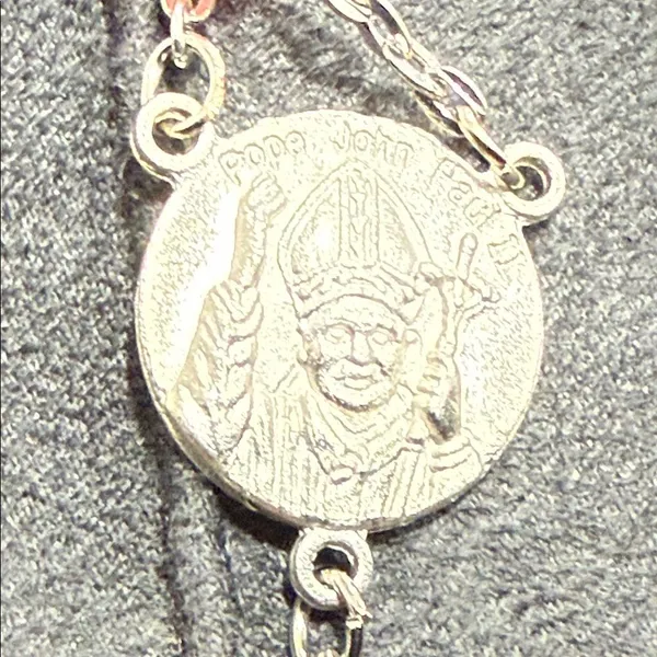 Vtg red rosary Pope John Paul II canonization Jesus Immaculate Conception red - Image 9