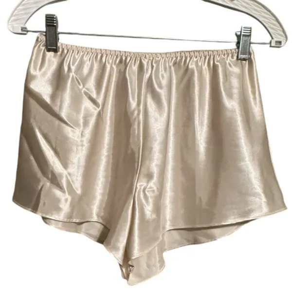 Valerie Stevens Intimates Two‎ Piece Pajama Set - Image 8