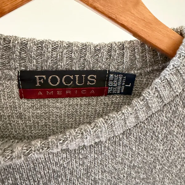 Vintage 90’s American Flag Marled Crewneck Sweater in Gray - Image 3