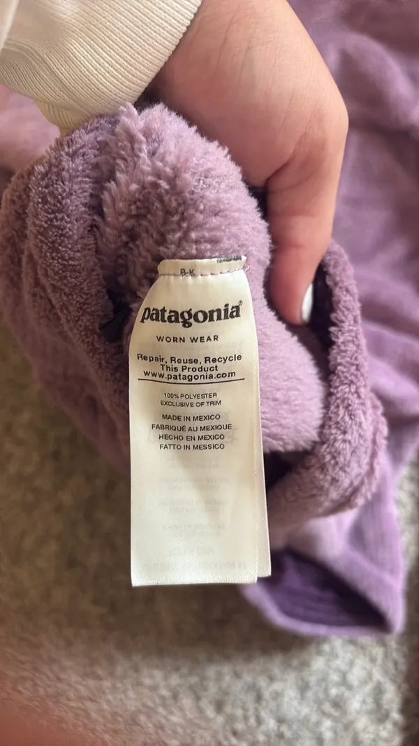 Women’s size M Patagonia Fleece - Image 4