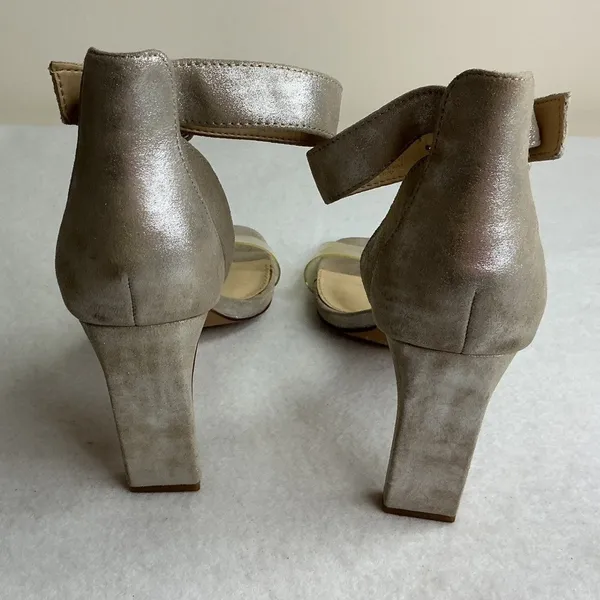 Vince Camuto Womens 6M Metallic Champagne Gold Clear Strap Block Heel Sandals - Image 8