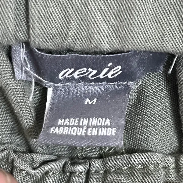 Aerie Olive Green Paperbag‎ Waist Shorts Lyocell Drawstring Cuffed Womens Medium - Image 2