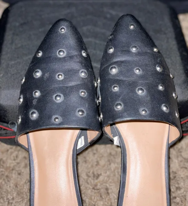 Pointed Mule Flats Size 8.5 - Image 2