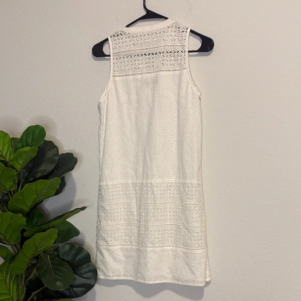 LOFT White Eyelet lace Sleeveless Mini Dress 4 with split v neck - Image 5