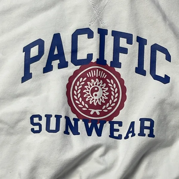 PacSun Pacific Sunwear White Cropped Sweatshirt - Image 9