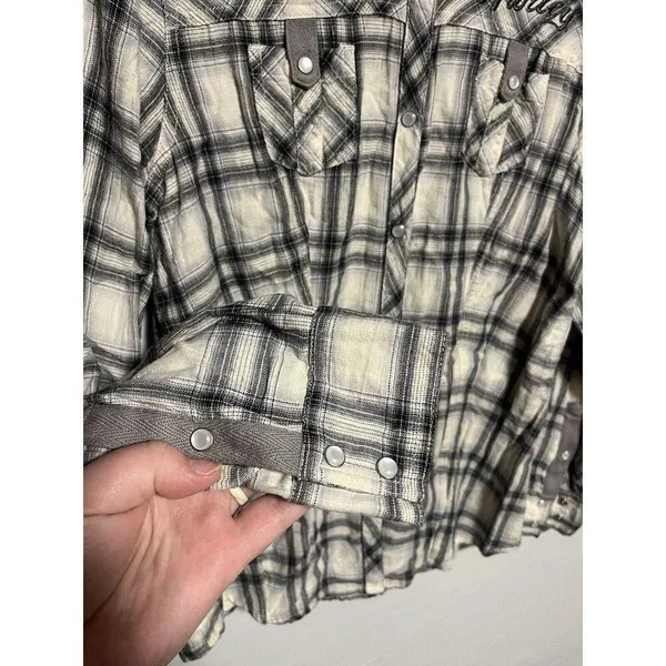 Harley Davidson Size Medium Plaid Button Down - Image 2