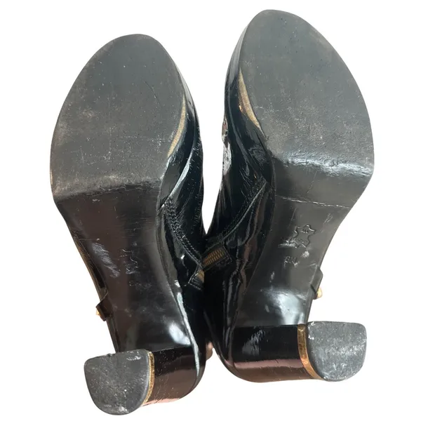 Tory Burch Whitney Booties Black Patent Leather Logo Platform Size 8 - Image 8