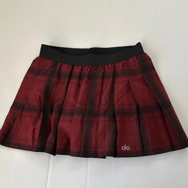 ALO Yoga Legacy Plaid Varsity Tennis Skirt Cranberry Black, S - Image 10