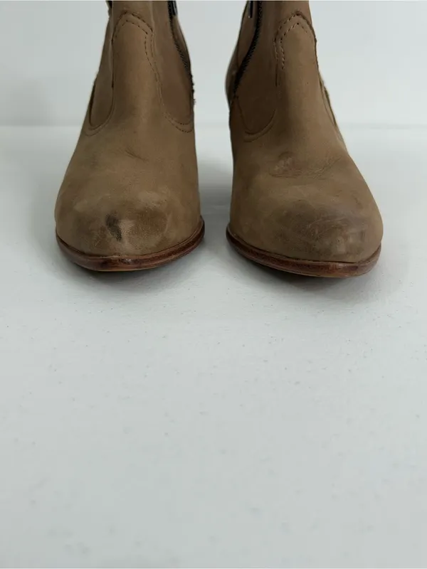 Frye Reina Ash Western Bootie Size 7.5 - Image 3