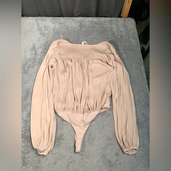 Free people intimately Long Sleeve blouse Bodysuit tan small - Image 8