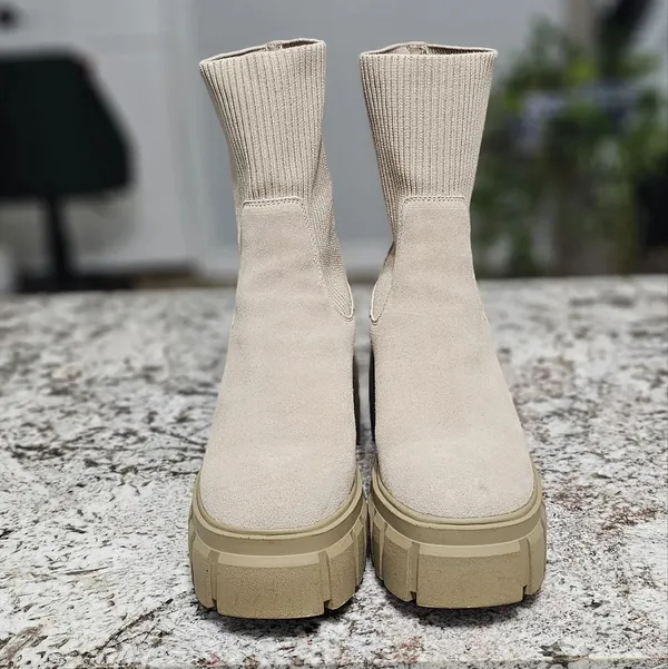 Steve Madden Liberti Lug Sole Boots Tan Suede Platform Chunky Women’s - Image 3