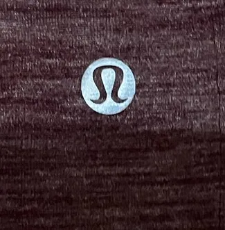 Lululemon Tee Shirt - Image 5