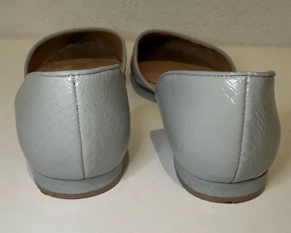 Ava & Aiden Light Gray Snake Print D’orsay Pointy Toe Flats 10 - Image 4