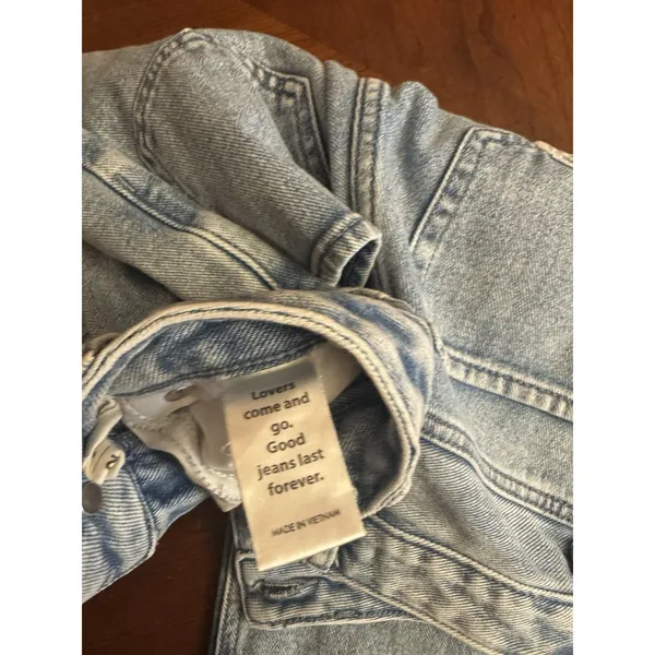 Pacsun Butterfly Patch Women’s '90s Boyfriend Jeans, Size 26, Short Length. - Image 7