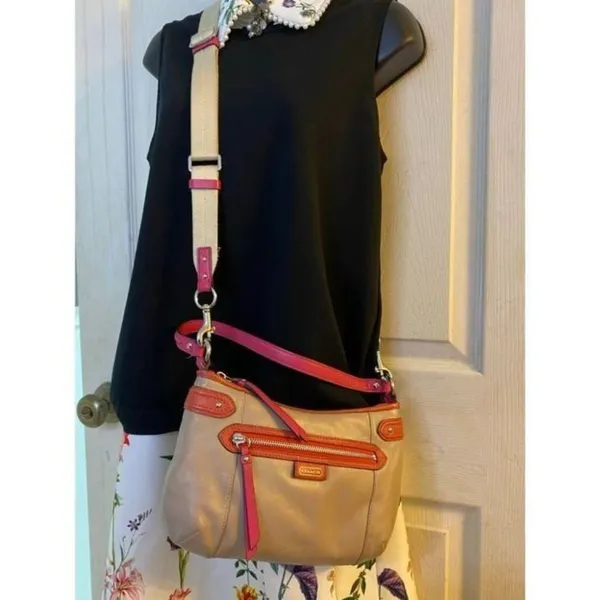 coach medium w adjustable strap tan pink leather c - Image 6