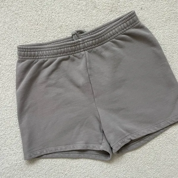 SKIMS grey cotton blend jersey shorts in grey - Image 5