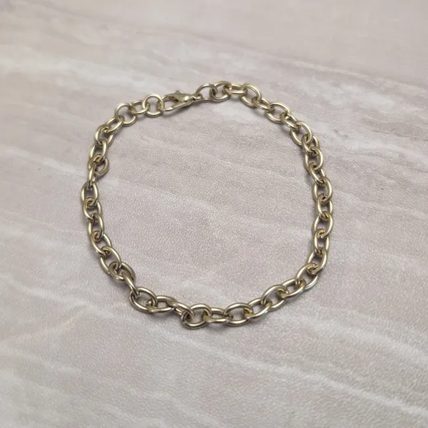 Vintage Gold Tone Chain Bracelet 7.5" - Image 3