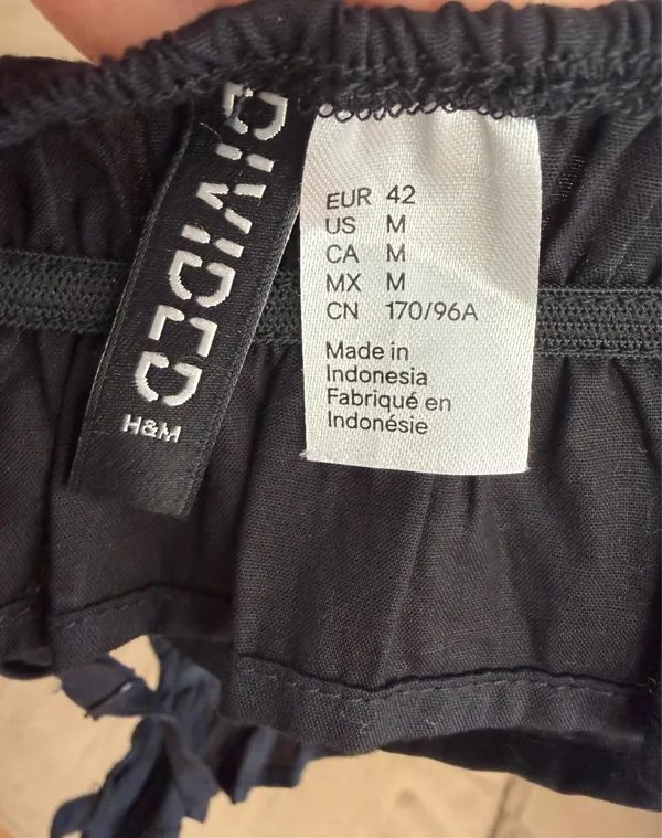 H&M black tank - Image 3