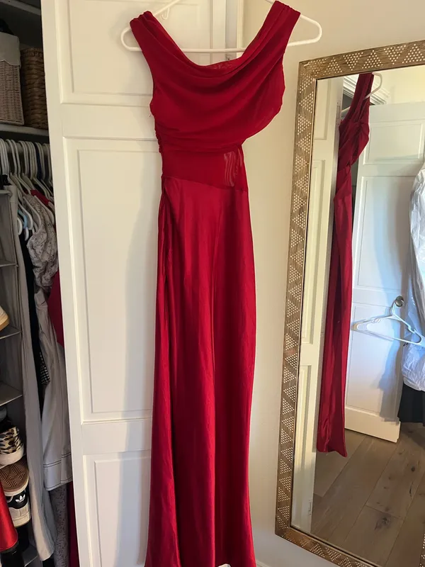 Selfie Leslie Red Dress - Image 3