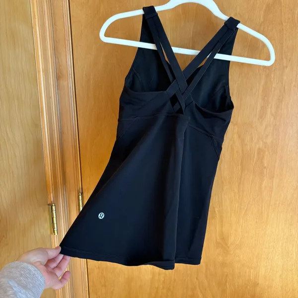 Lululemon Black Crossback Tank Top Athletic‎ Workout Yoga Tank Size 6 - Image 2