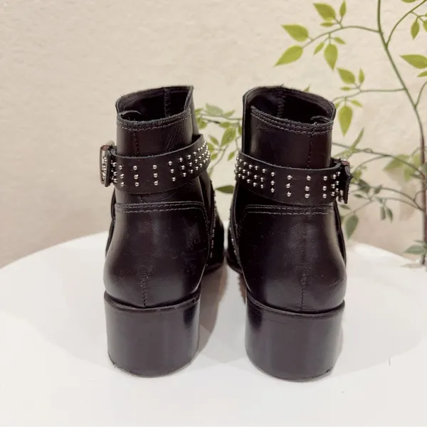 Kaanas Black Leather Albarloa Stud Criss Cross Ankle Bootie Size 6 Preowned - Image 4