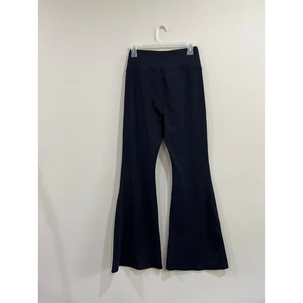 Year Of Ours Veronica‎ Flare Leggings Black Yoga Pants Size M - Image 3