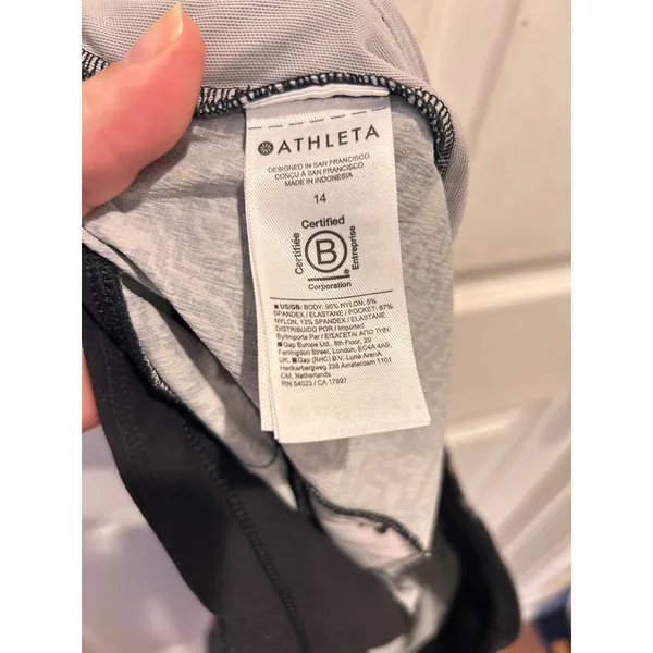 Athleta Trekkie North Jogger Pants Womens 14 Abstract Camo Purple‎ Black Hiking - Image 7