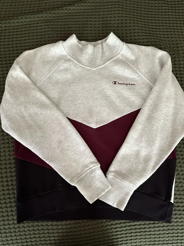 Champion Turtleneck Sweatshirt - Image 3