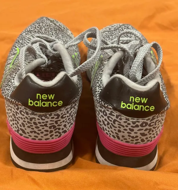 New Balance 515s Size 8 1/2 - Image 4