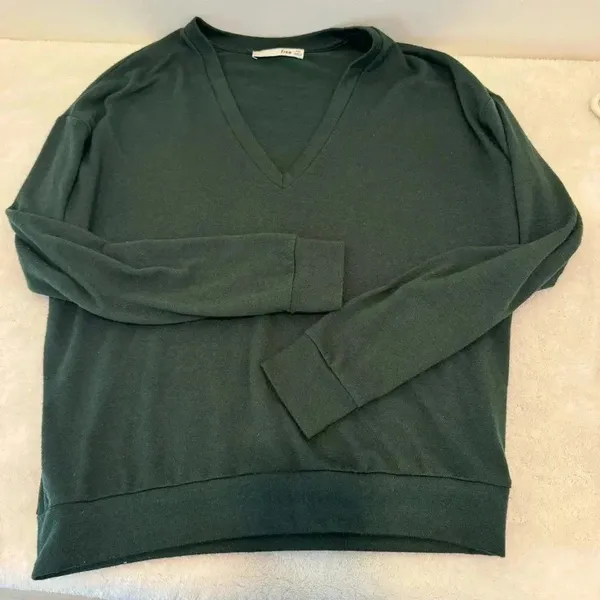 Wilfred Free Shirt Womens XXS Green V Neck Pullover Sweater Tee Classic - Image 5